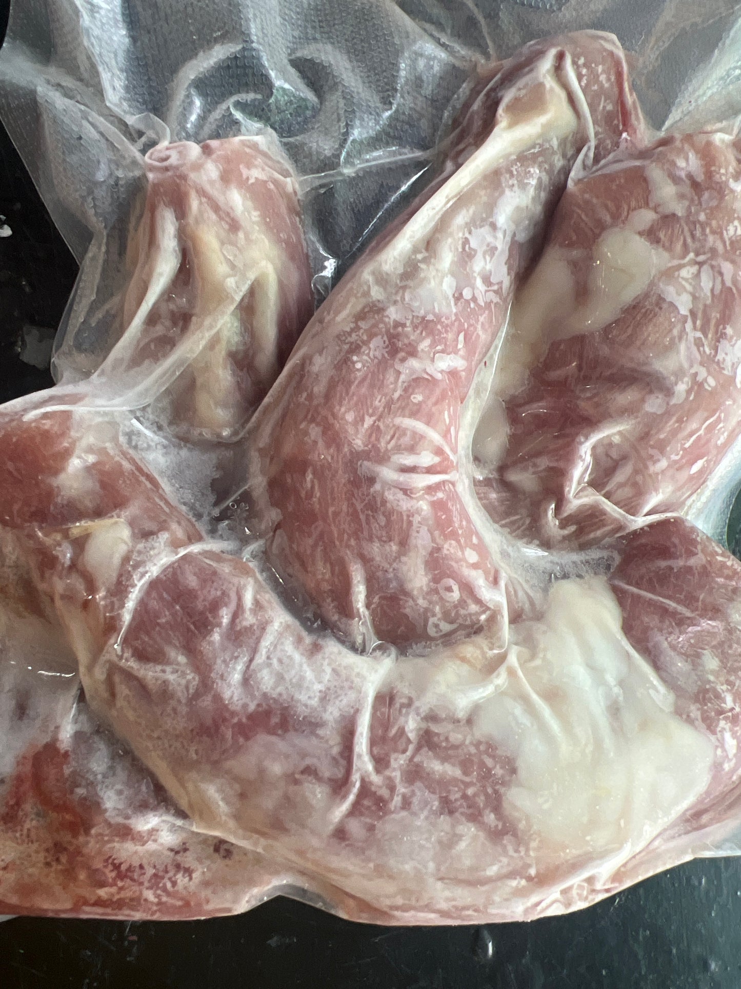 Duck Necks frozen 1 lb